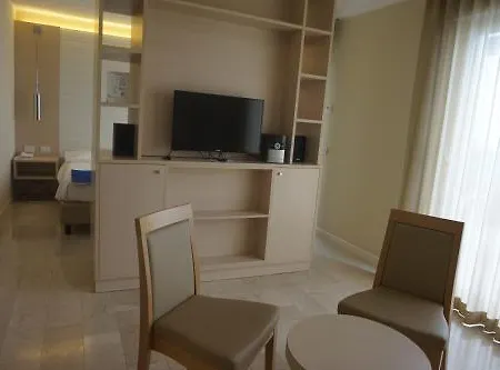 Columbus Hotel 4*