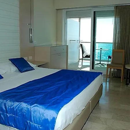 Columbus Hotel 4*